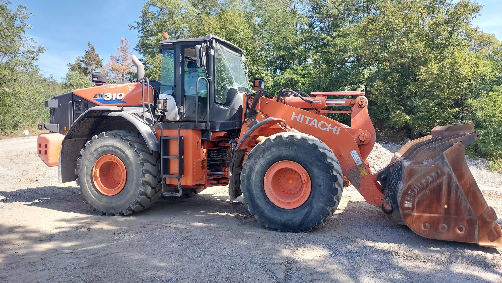 Hitachi ZW310-6