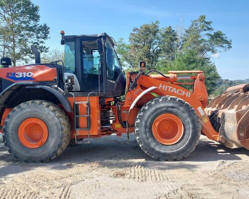Hitachi ZW310-6