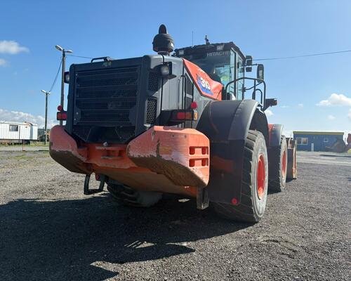 Hitachi ZW310-6