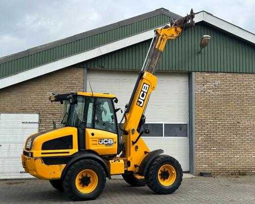 JCB TM 220 SV A Telemaster