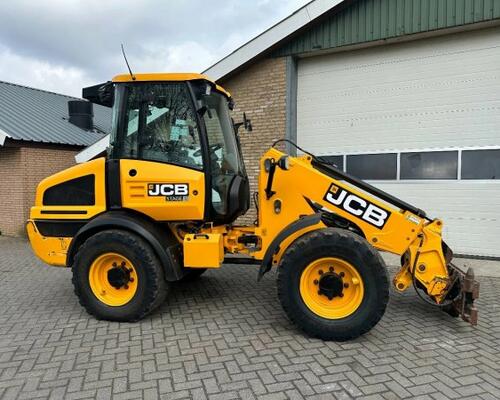 JCB TM 220 SV A Telemaster
