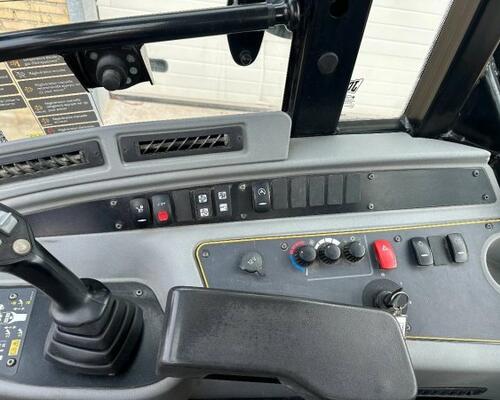 JCB TM 220 SV A Telemaster