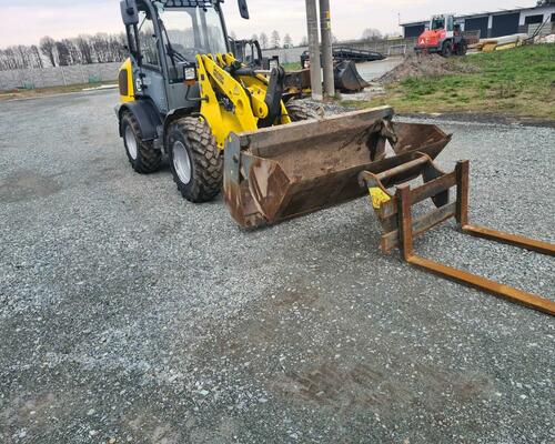 Kloubový nakládač Wacker Neuson WL 44