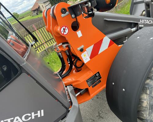 kolový nakladač HITACHI ZW95, pouze 744mth / vidle+lopata