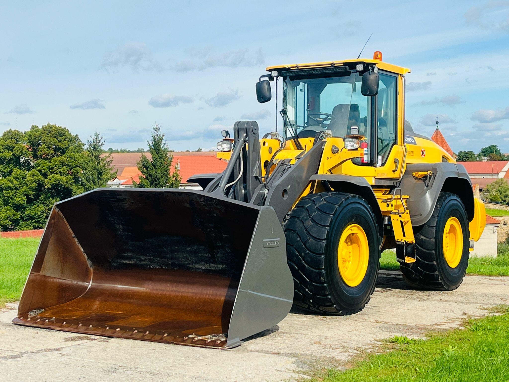 Kolový nakladač Volvo L120H (Možnost leasingu)