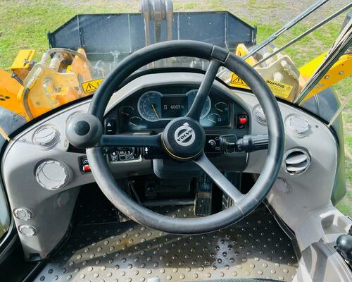 Kolový nakladač Volvo L60H (Možnost leasingu)