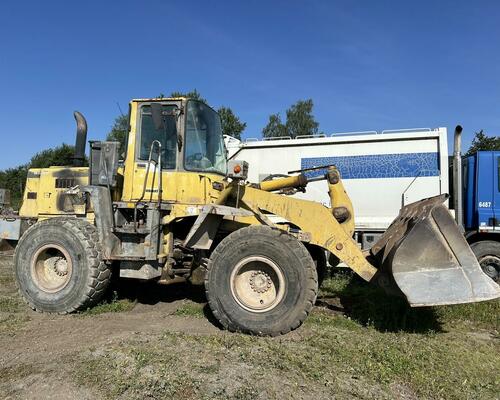 KOMATSU WA 320