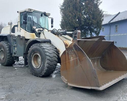 LIEBHERR L 580 X POWER