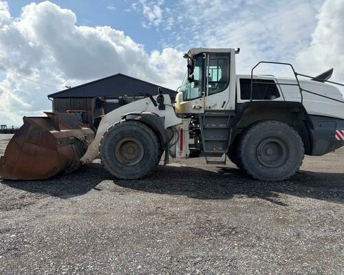 LIEBHERR L 580 X POWER -230 kW