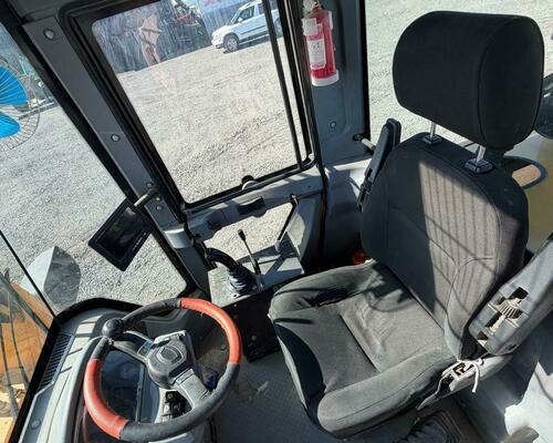 Nakladač Crona CR 2000 + LŽÍCE A VIDLE -360 MTH !