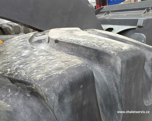 Nakladač VOLVO L105, 17,5 tuny, 55 motohodin, zánovní stav