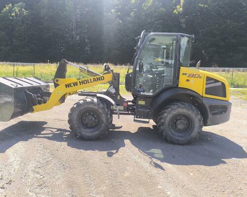 New Holland W80C