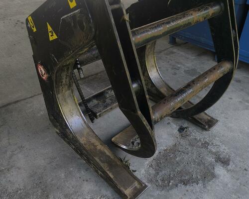 New Holland W80C