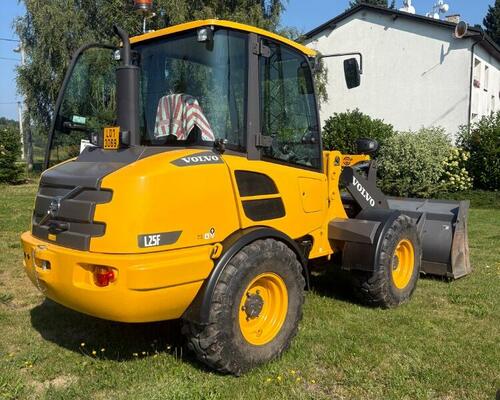 VOLVO L 25F