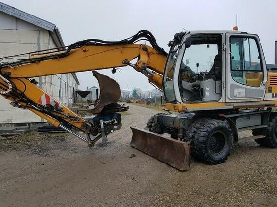 Kolovy bagry Liebherr A 900 C Litronic - 9.4