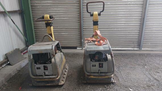 2 x  DESKA WACKER DPU655 HEH