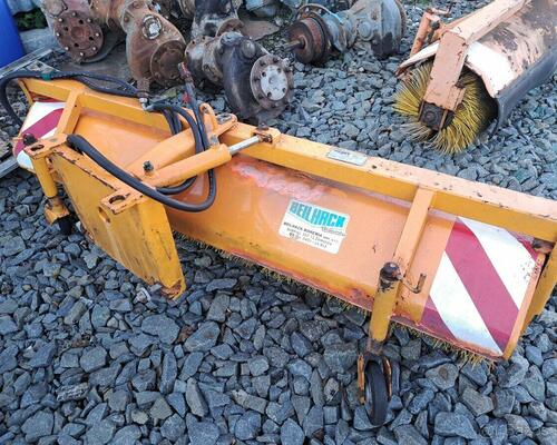 Beilhack čelní otočné zametací koště..