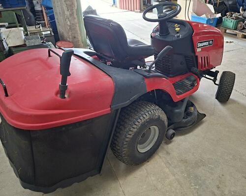 SNAPPER ELT 1838 RDF zahradní traktor -