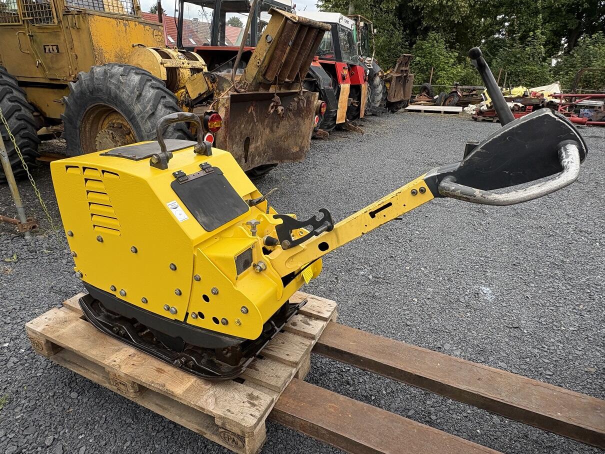 Vibrační deska BOMAG BPR 45/55D