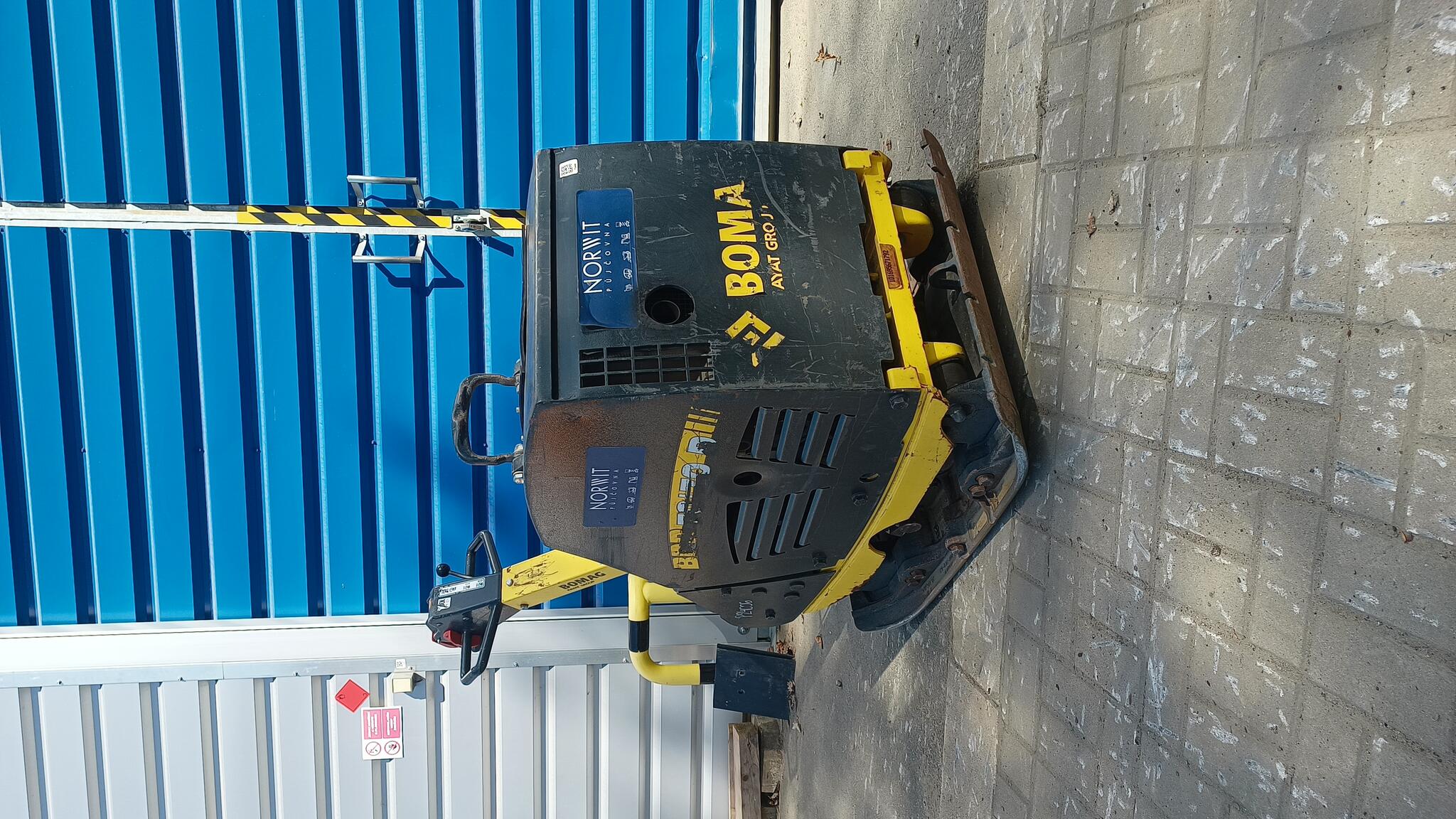 Vibrační deska bomag BPR 70/70 D