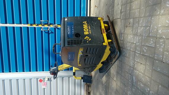 Vibrační deska bomag BPR 70/70 D