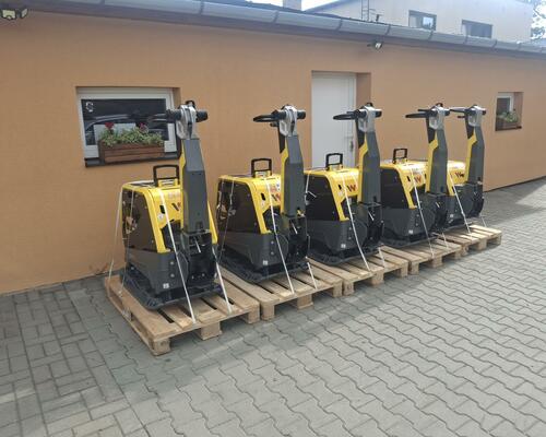 Vibrační deska WACKER NEUSON BPU 5260 Ah 52kN