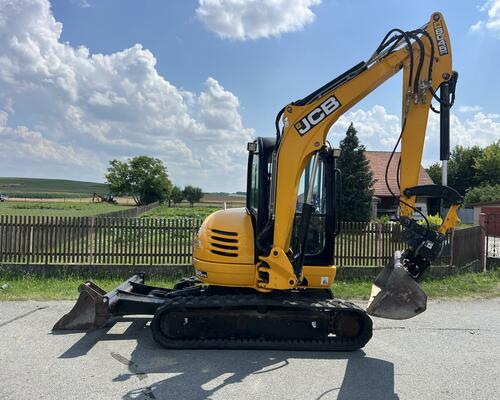 bagr JCB 8045 ZTS | 2015 | 4 400 MTH | hyd. svahovka