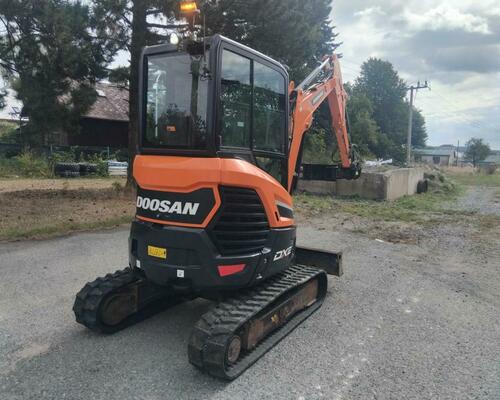 Bobcat Doosan DX27Z Powertilt