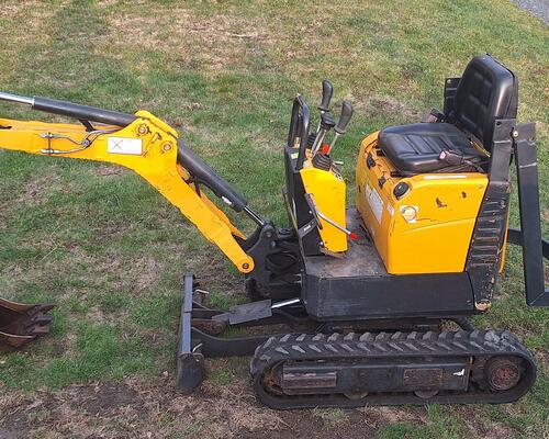 Bobcat E08