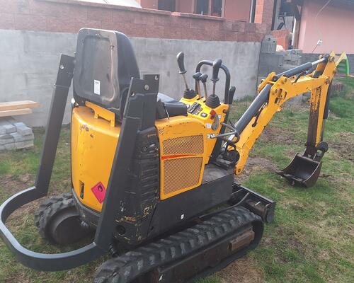 Bobcat E08