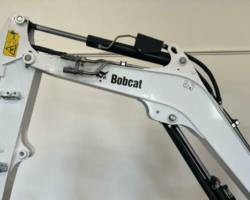 Bobcat E27Z, perfektní stav, jen 1300 mth
