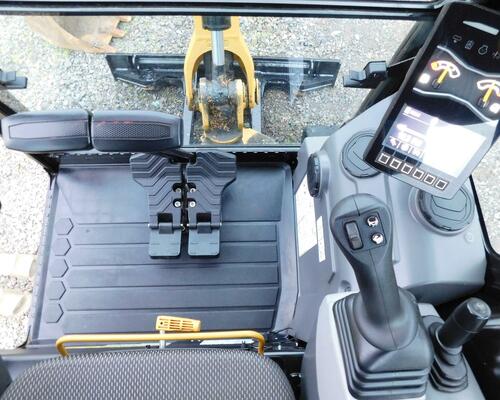 CAT 301.8, Bourací kladivo CAT, Hydraulická svahovka