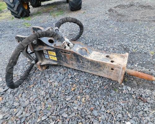 CAT 301.8, Bourací kladivo CAT, Hydraulická svahovka