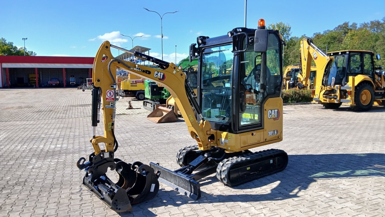Caterpillar 301.6