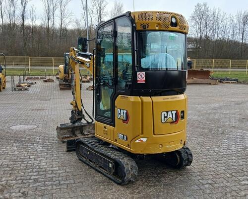 Caterpillar 301.8