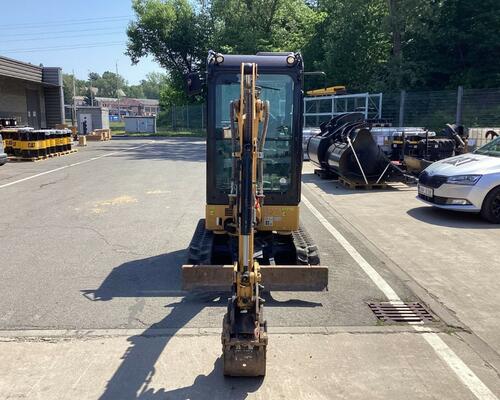 Caterpillar 301.8