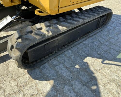 Caterpillar 301.8