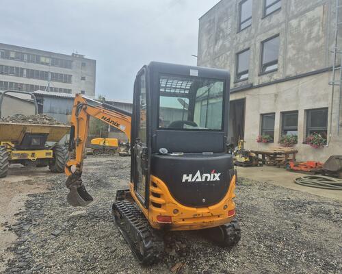 Hanix HD17