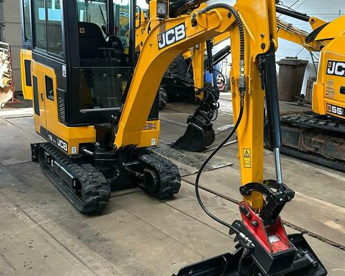JCB 16C-1