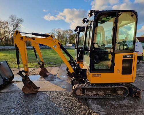 JCB 16C-1 (8018) 800mth, po servisu, roztah. pásy