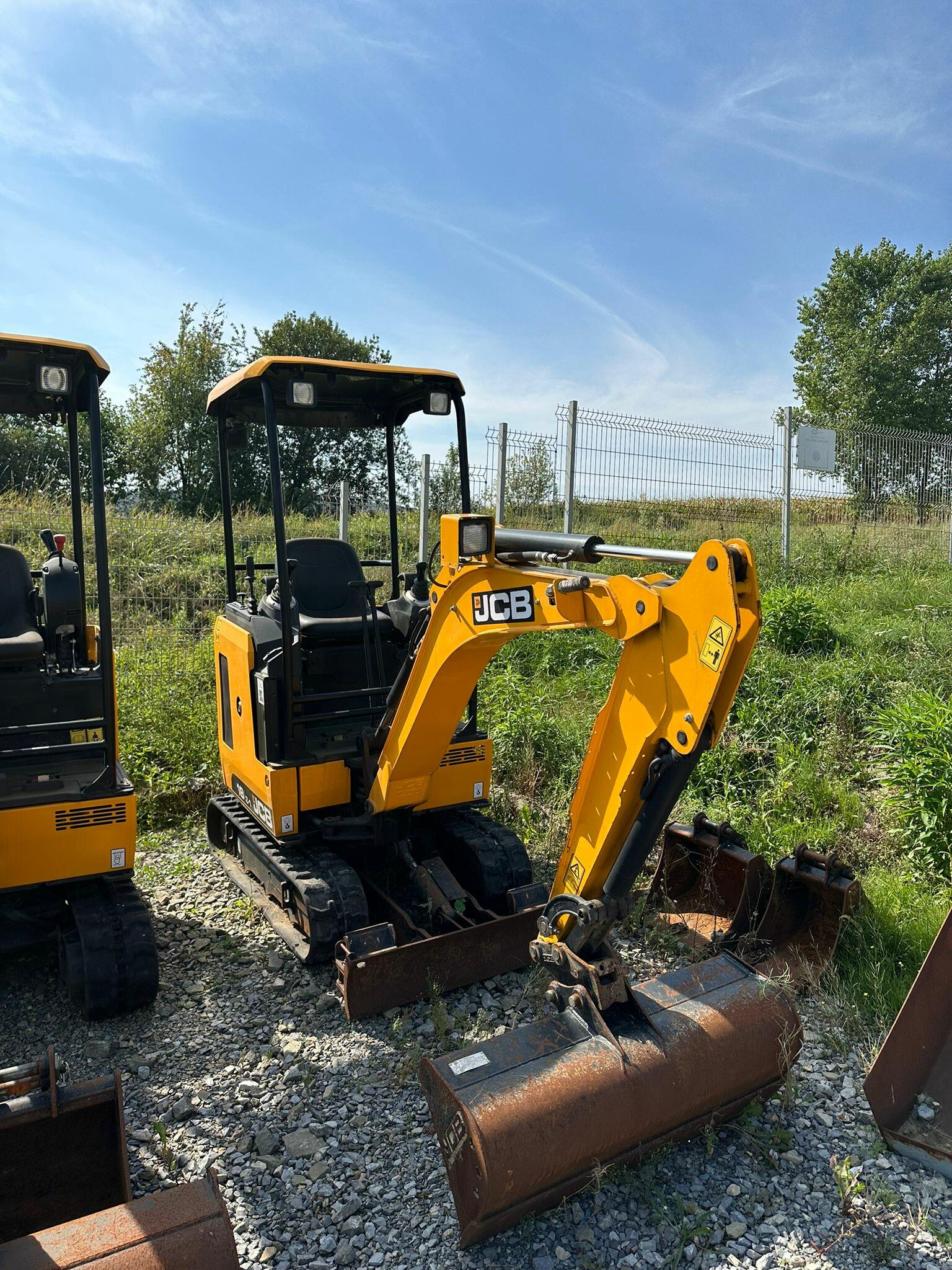 JCB 18Z-1