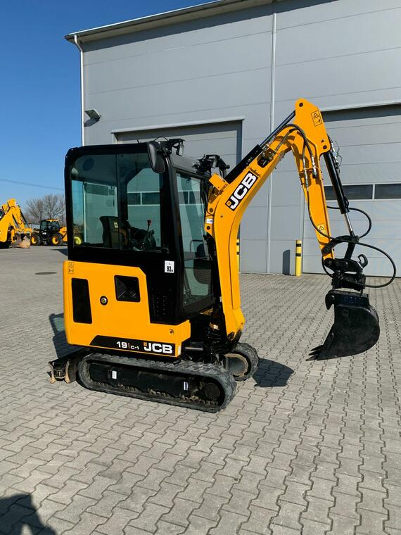 JCB 19C1
