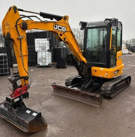 JCB 35Z - 770mth, hydr.svahovka, centrální mazání