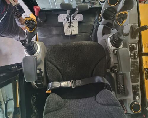 JCB 35Z s naklápěcím rotátorem Engcon, centr.mazání, A/C