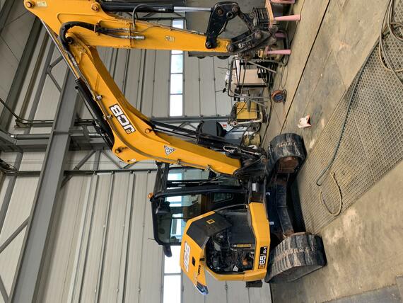 JCB 65R