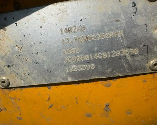 JCB 8014