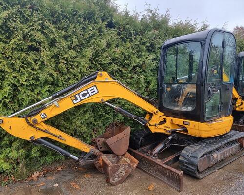 JCB 8025 ZTS 2013 3400mth