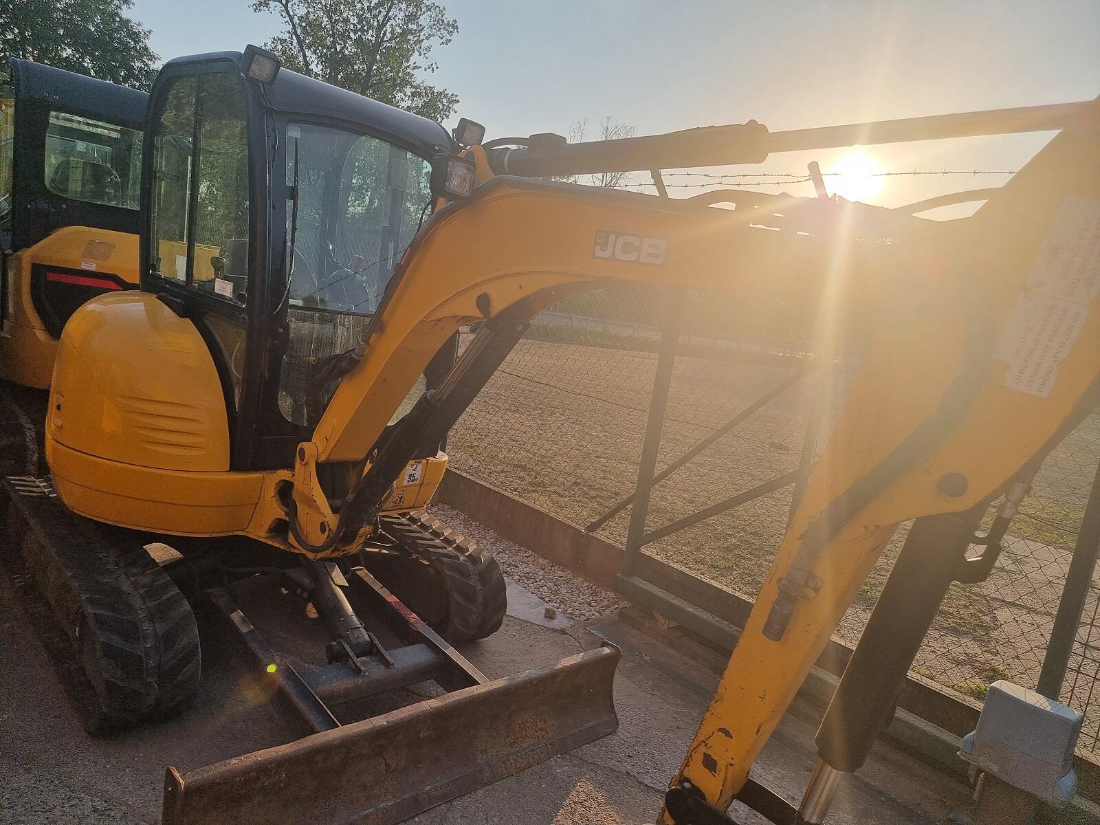 JCB 8030 ZTS 2017 - 1950mth 