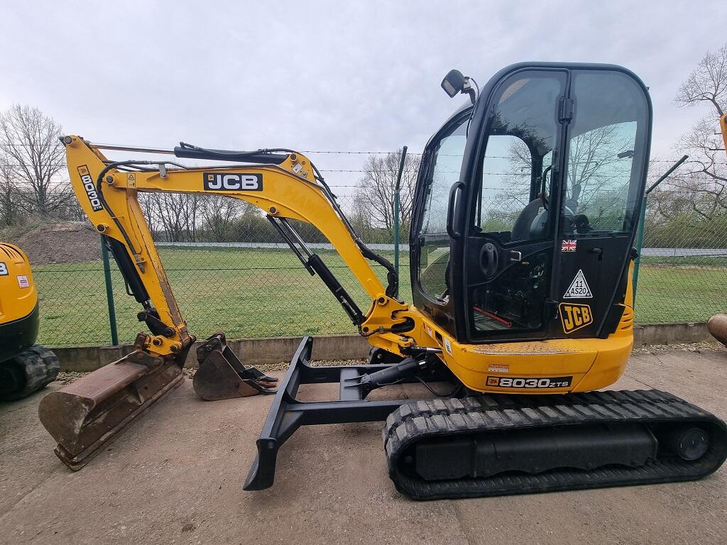 JCB 8030 ZTS 2017 - 3000mth