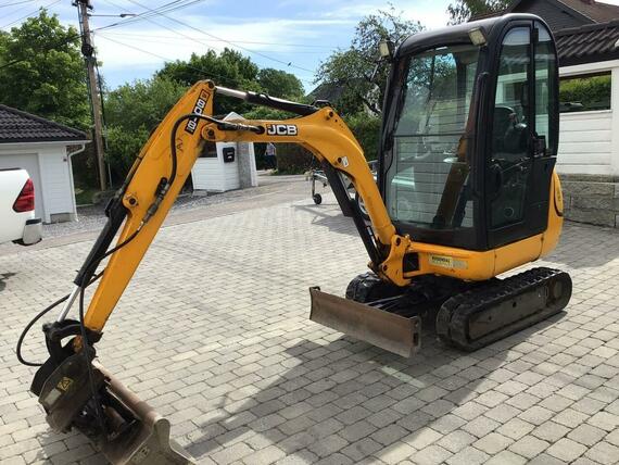 JCB 8OI8TS